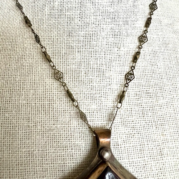 Spectrolite Mixed Metal Pendant - Picture 5 of 6